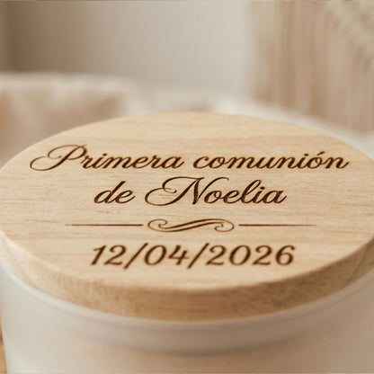 Vela personalizada para comunión con tapa de madera grabada – Detalle para invitados